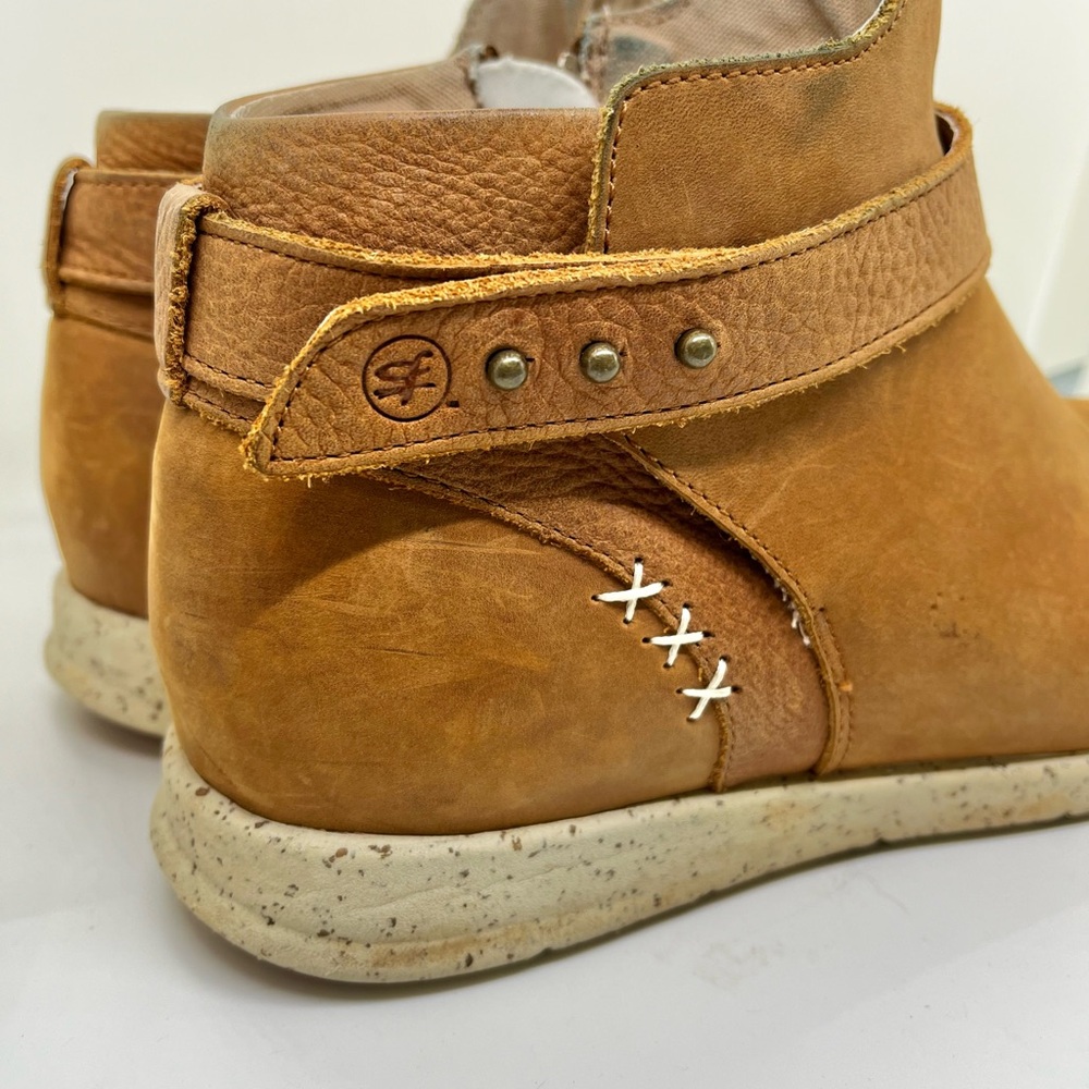 Superfeet Leather Ankle Booties Women’s Ash Shoes size 8.5 Tan color - Picture 5 of 8